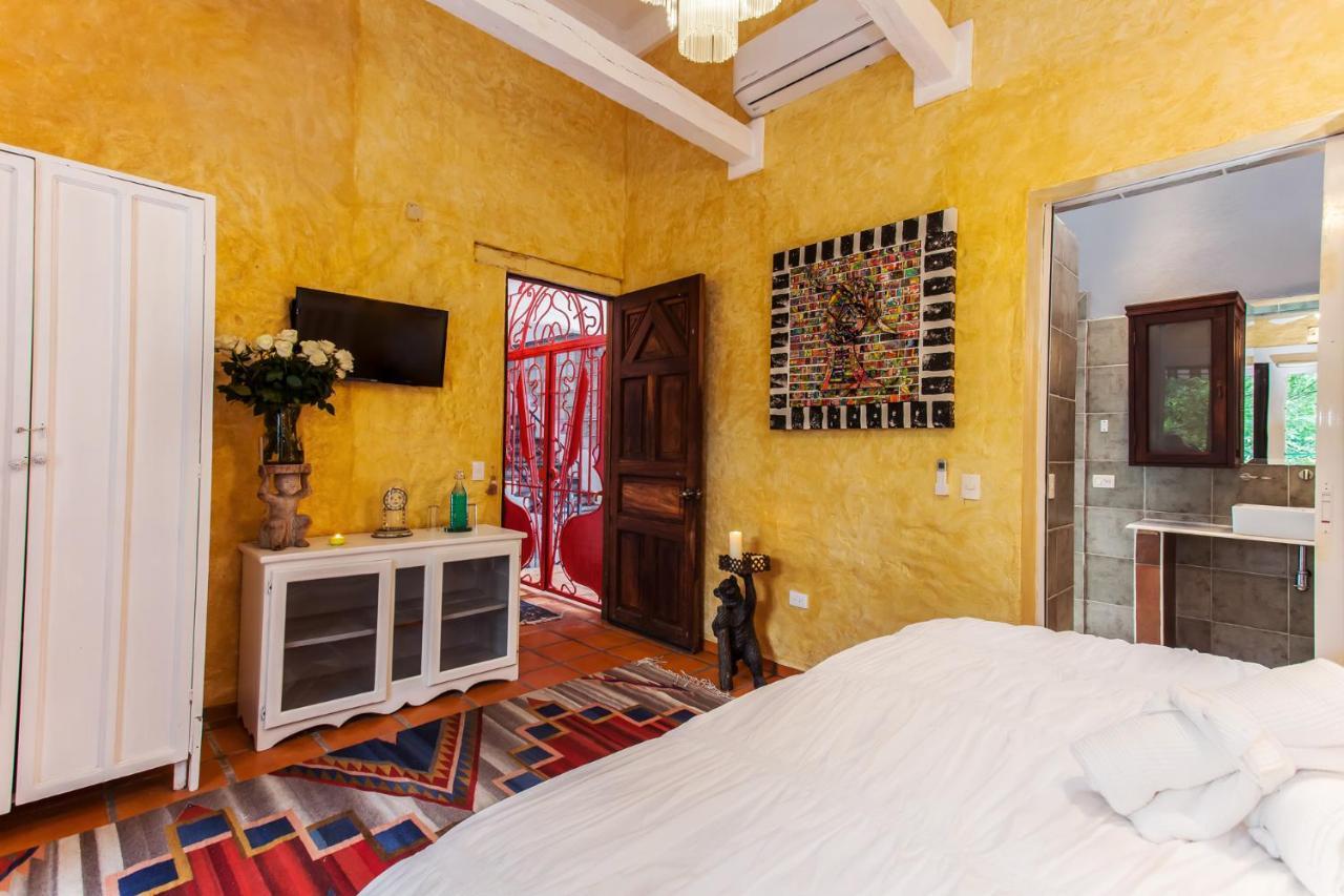 Garlands Del Rio Riverside Boutique Hotel Пуерто-Вальярта Екстер'єр фото