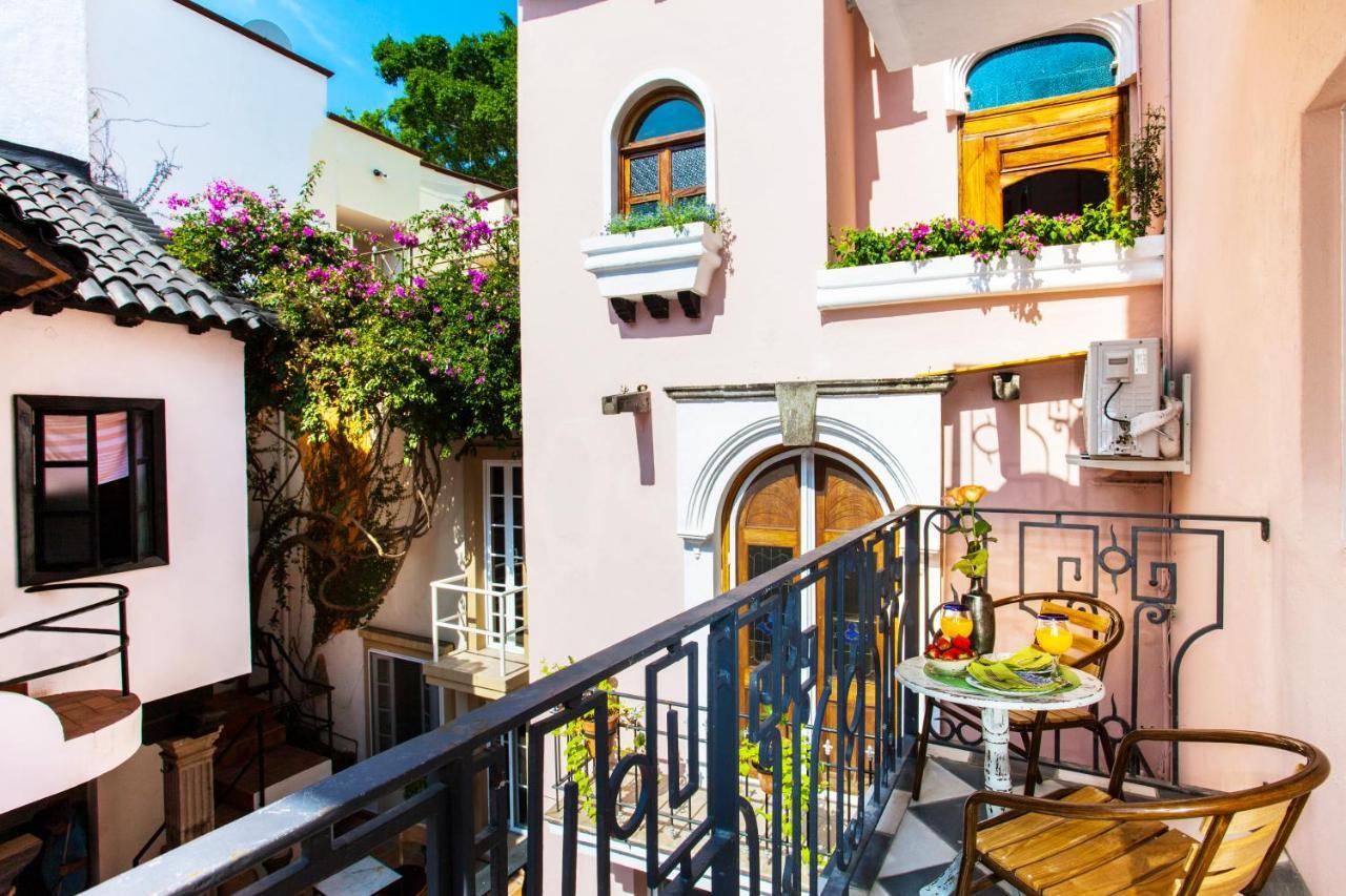 Garlands Del Rio Riverside Boutique Hotel Пуерто-Вальярта Номер фото