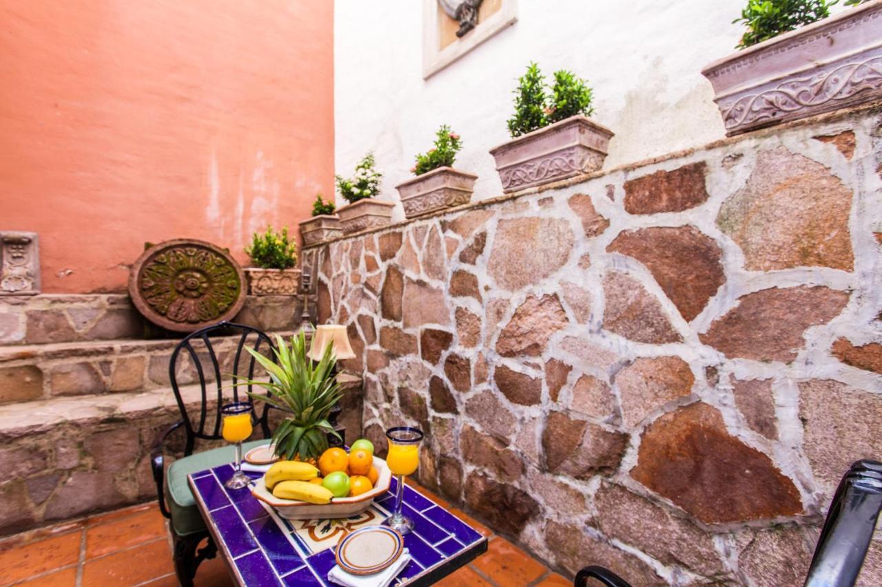 Garlands Del Rio Riverside Boutique Hotel Пуерто-Вальярта Номер фото