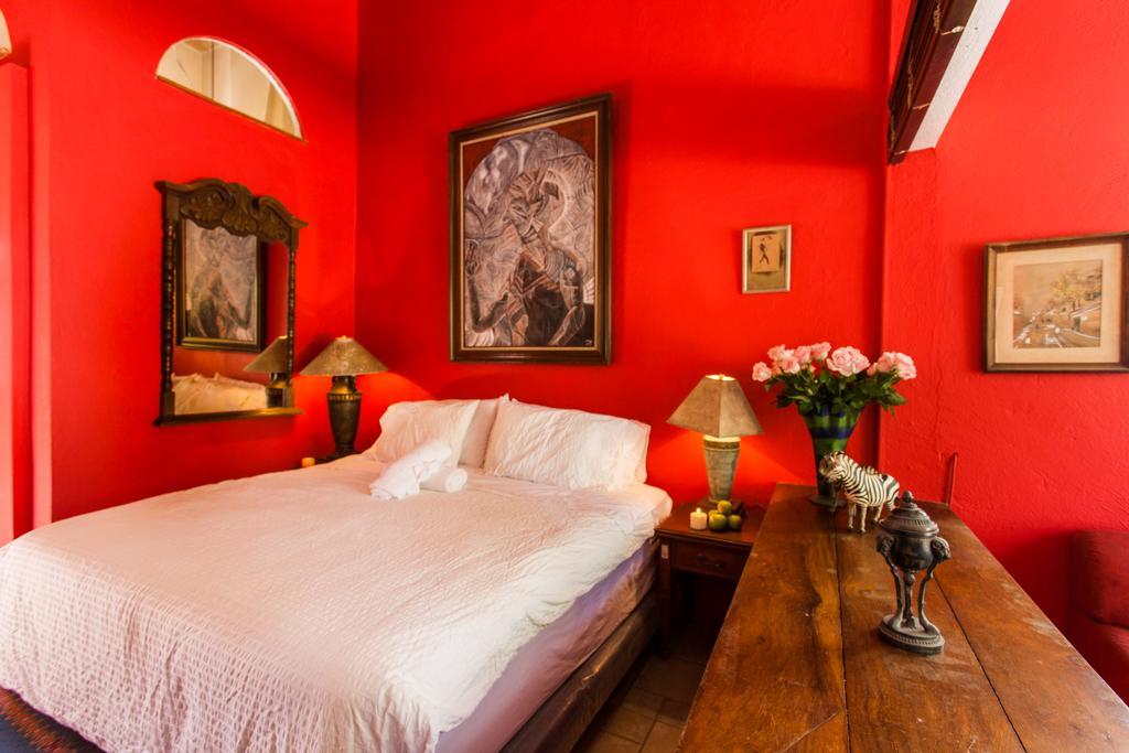 Garlands Del Rio Riverside Boutique Hotel Пуерто-Вальярта Номер фото